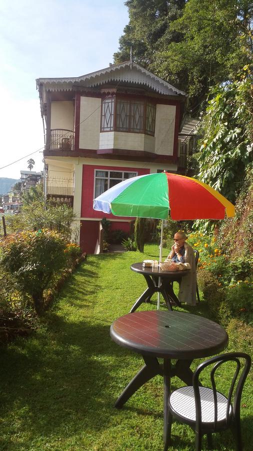 Classic Guesthouse Darjeeling  Exteriör bild